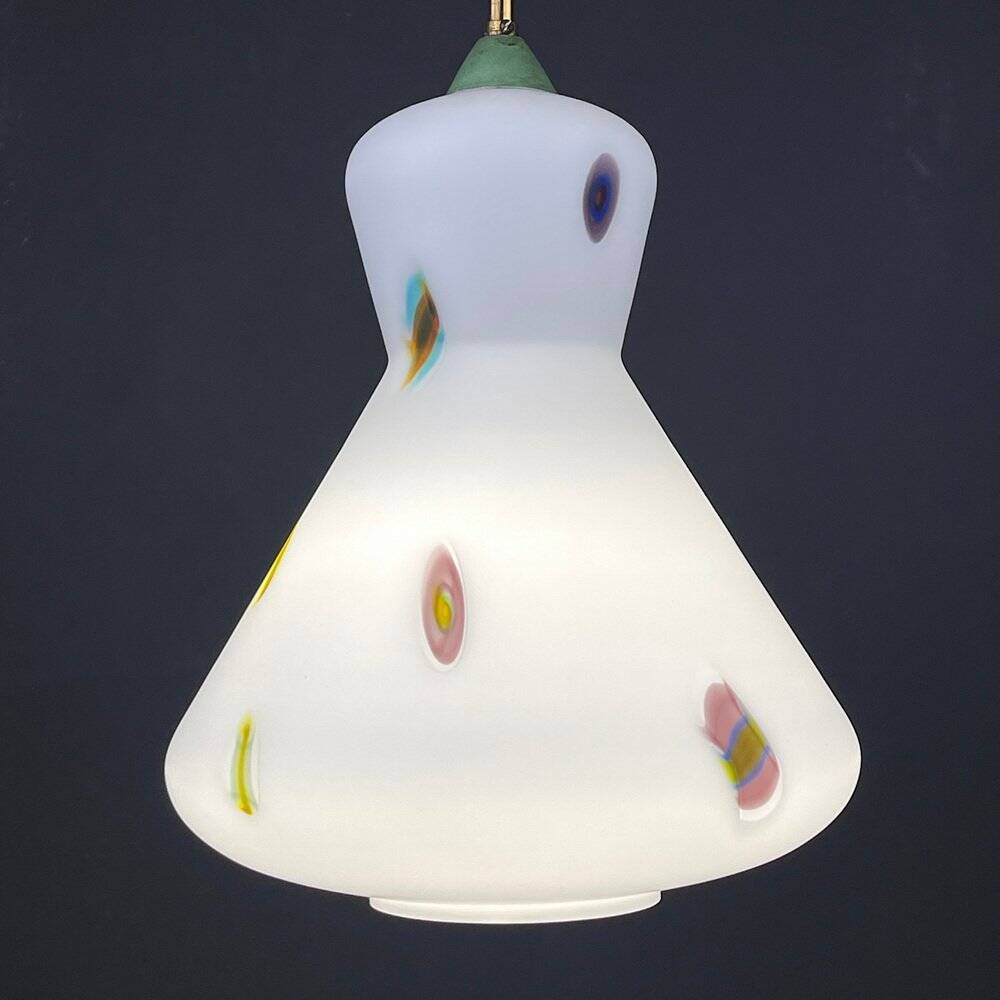 Mid-century Murano opaline glass pendant lamp by Stilnovo, 1950s.