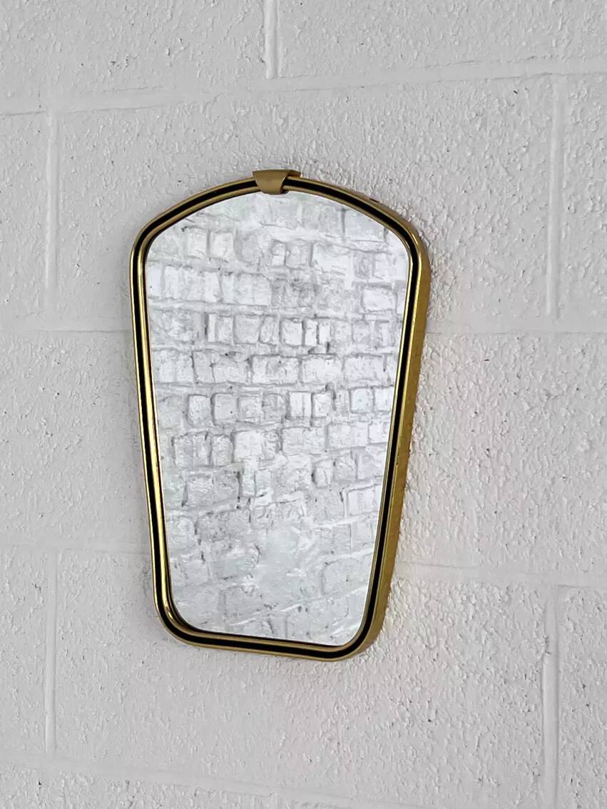 Rear view mirror and free form from the 60s brass frame highlighted with black