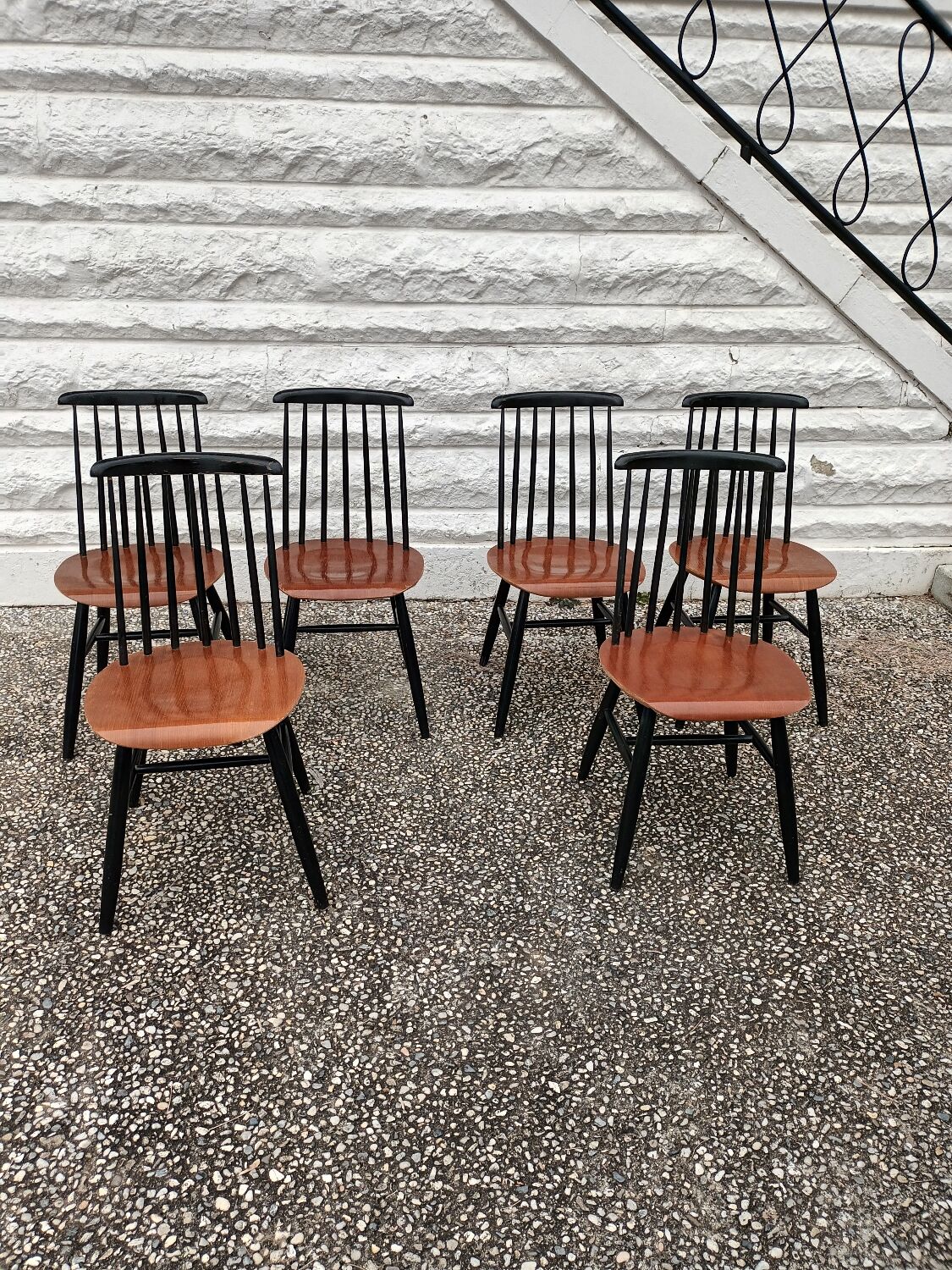 Fanett Chairs by Ilmari Tapiovaara