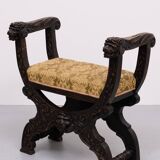 Tabouret victorien antique à décor de lions sculpté à la main, Hollande