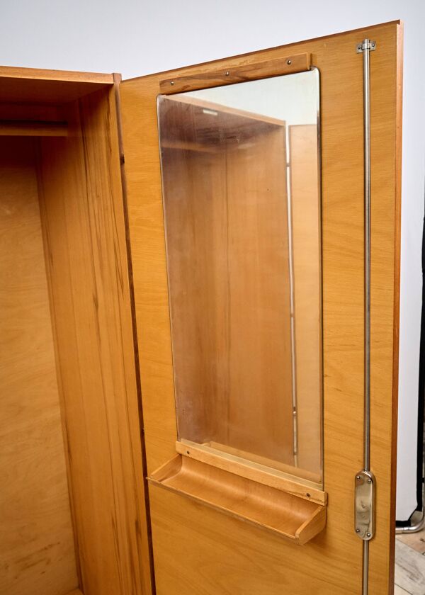 Garde-robe vintage Up-Zavody, années 1960, Tchécoslovaquie