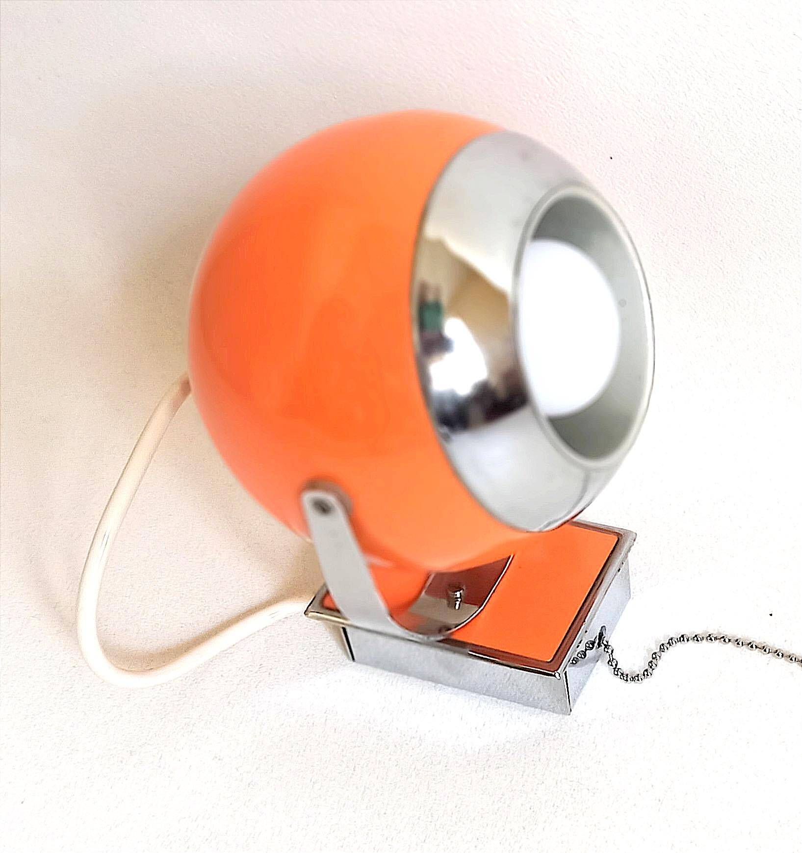 Eye ball wall lamp Space Age orange 60s