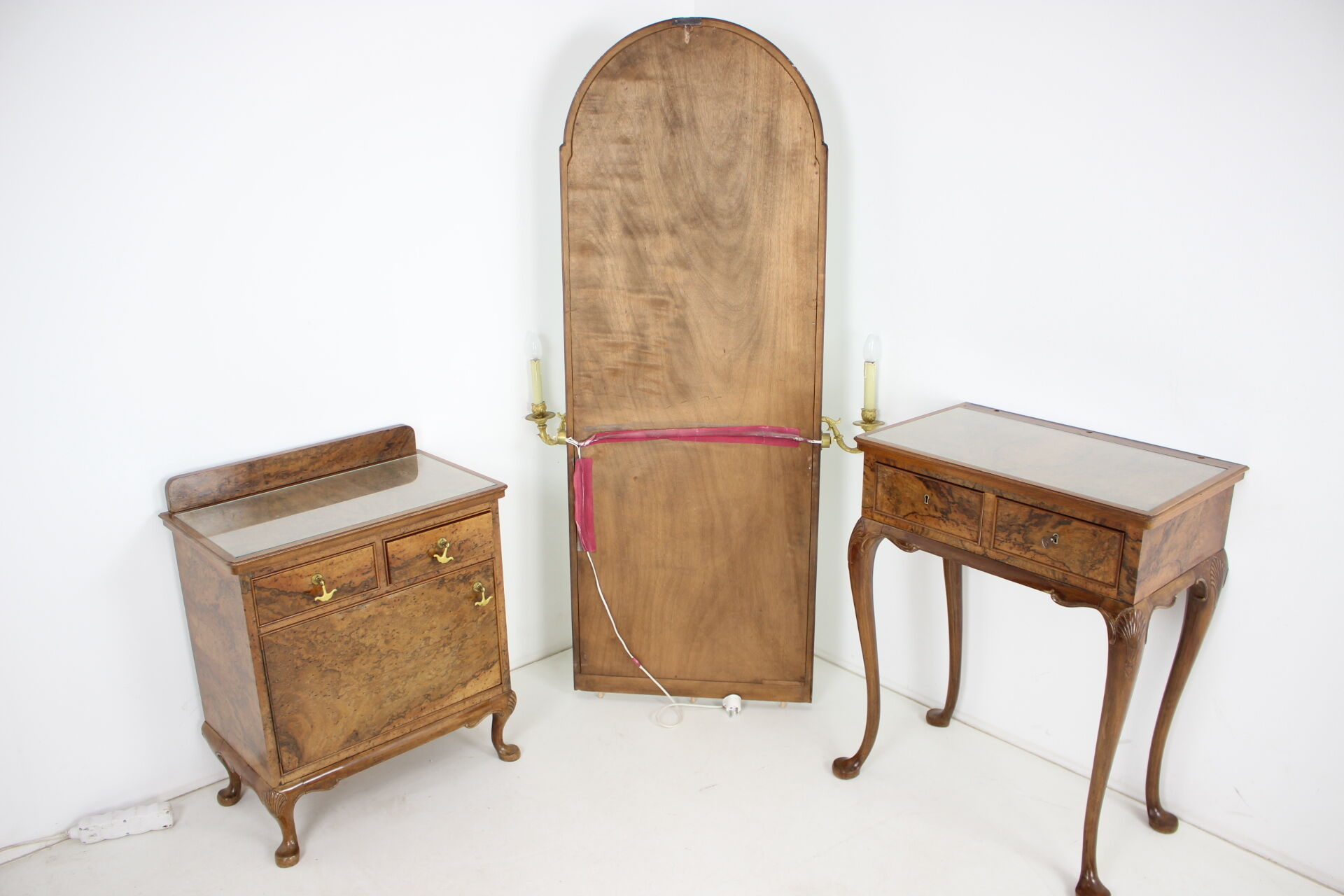 Vanité de maquillage antique avec cabinet, Tchécoslovaquie, 1920