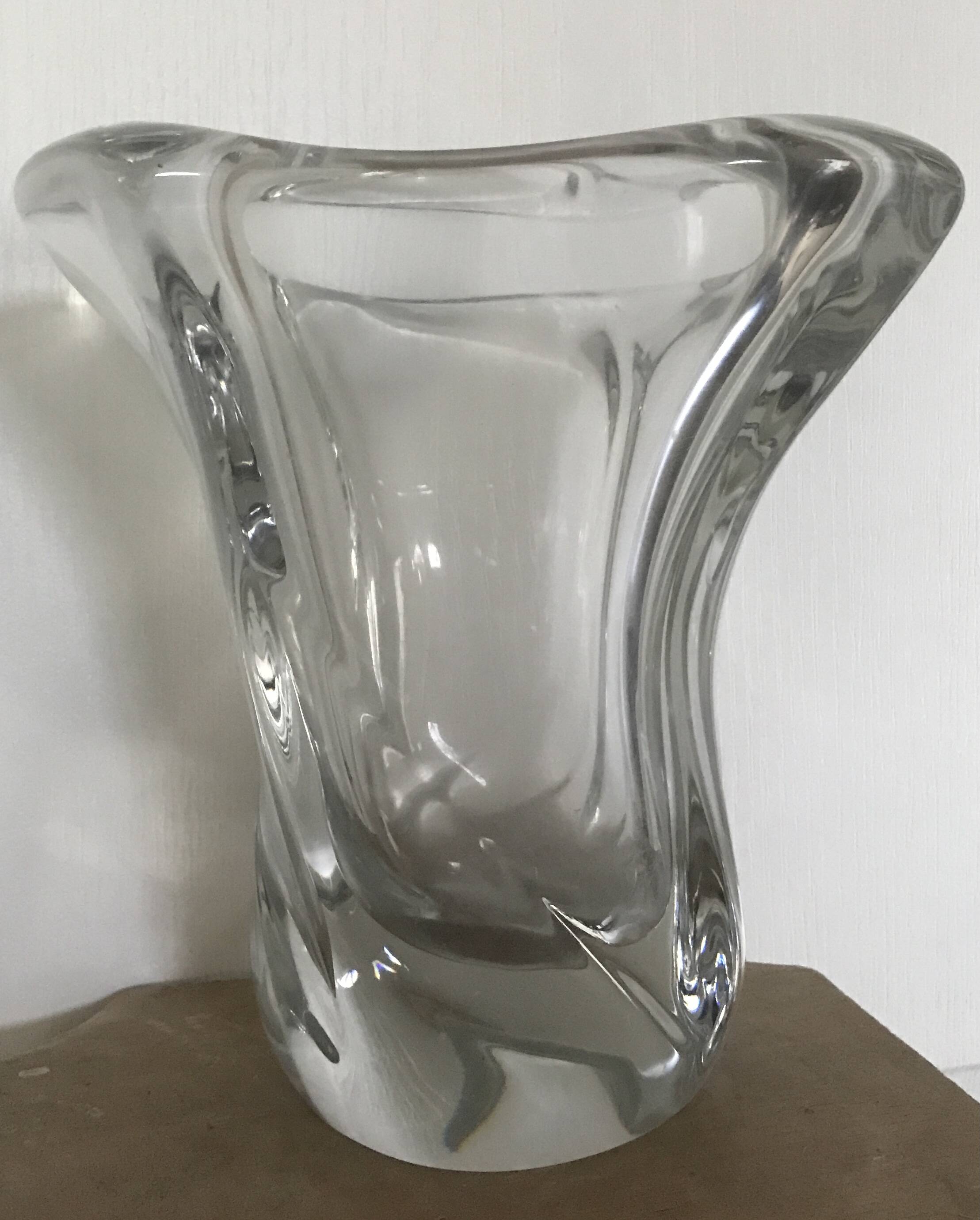 Crystal vase signed daum france free form 4.4 kg