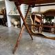 Table pliante en bois imitant le bambou