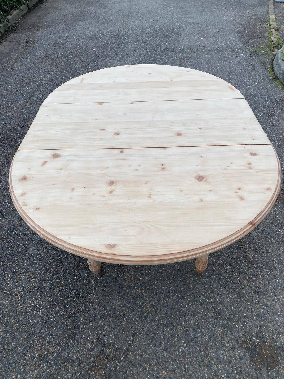 Renovated oval extendable round table in raw wood 115-160cm