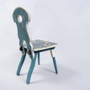 Chaise avec peinture florale vers 1900