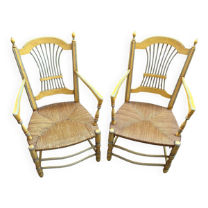 Paire de fauteuils anciens