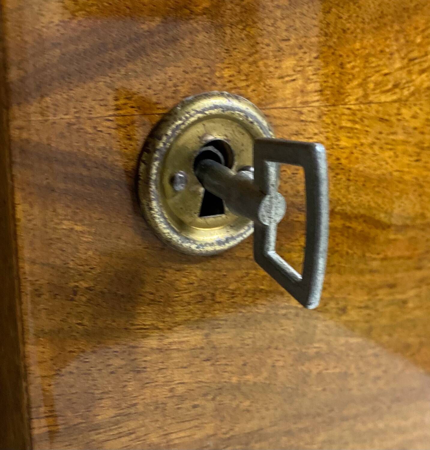 Vintage compass feet cabinet from 1962