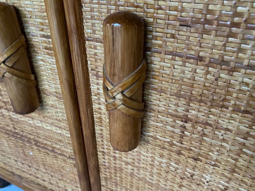 Vintage rattan bookcase 70s