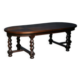 Large extendable dining table – Solid wood & veneer