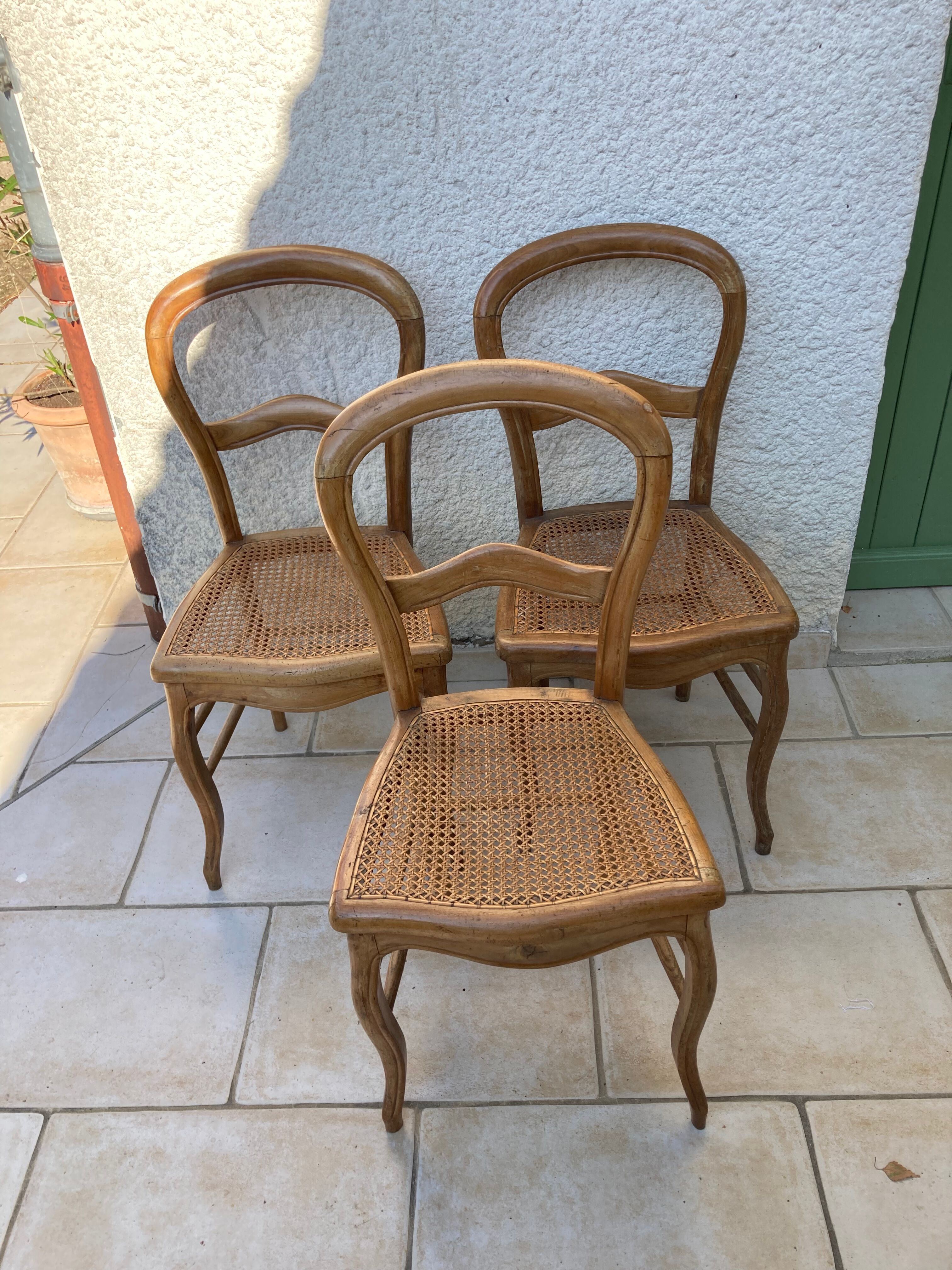 Lot de 3 chaises cannées Louis Philippe
