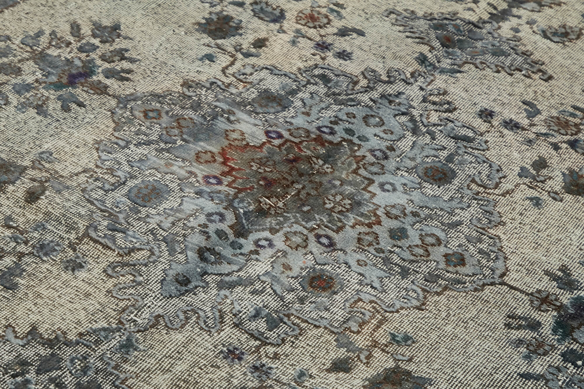 Handmade distressed oriental 1980s 203 cm x 324 cm grey rug