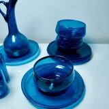 Ensemble verrerie en verre soufflé bleu cobalt – carafe + 4 verres + 3 bols + 4 soucoupes