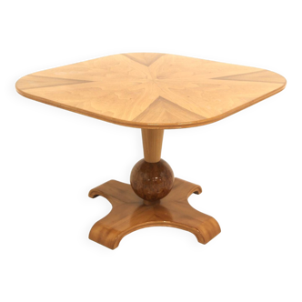 Scandinavian elm coffee table, Sweden, 1940
