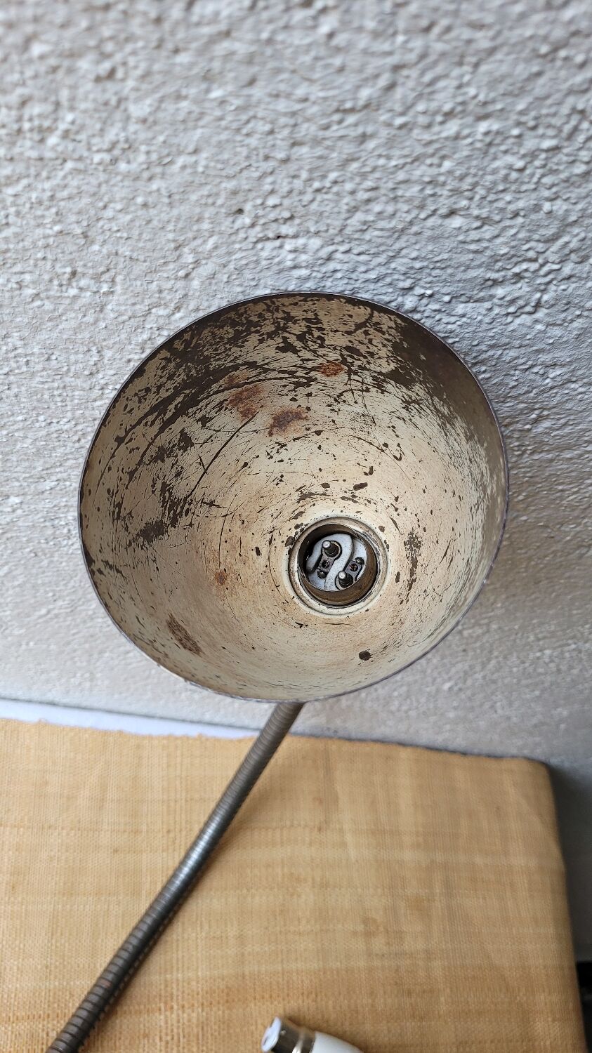 Articulated lamp workshop