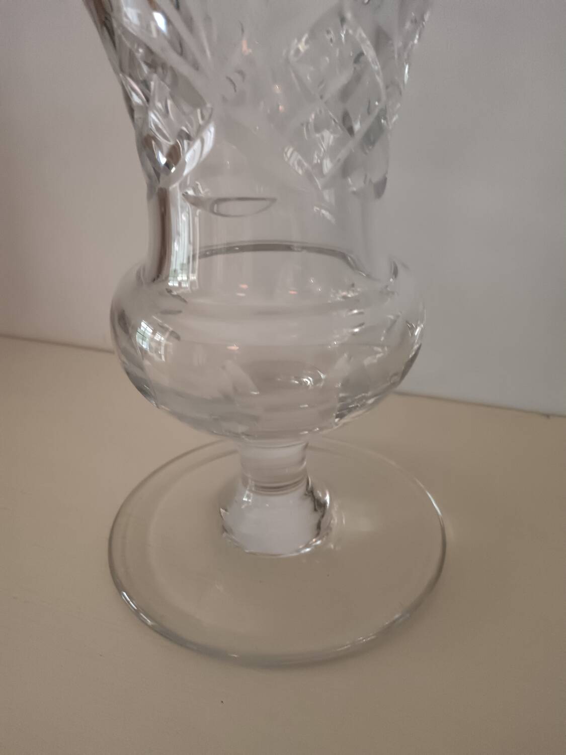 Large Bayel Crystal Vase