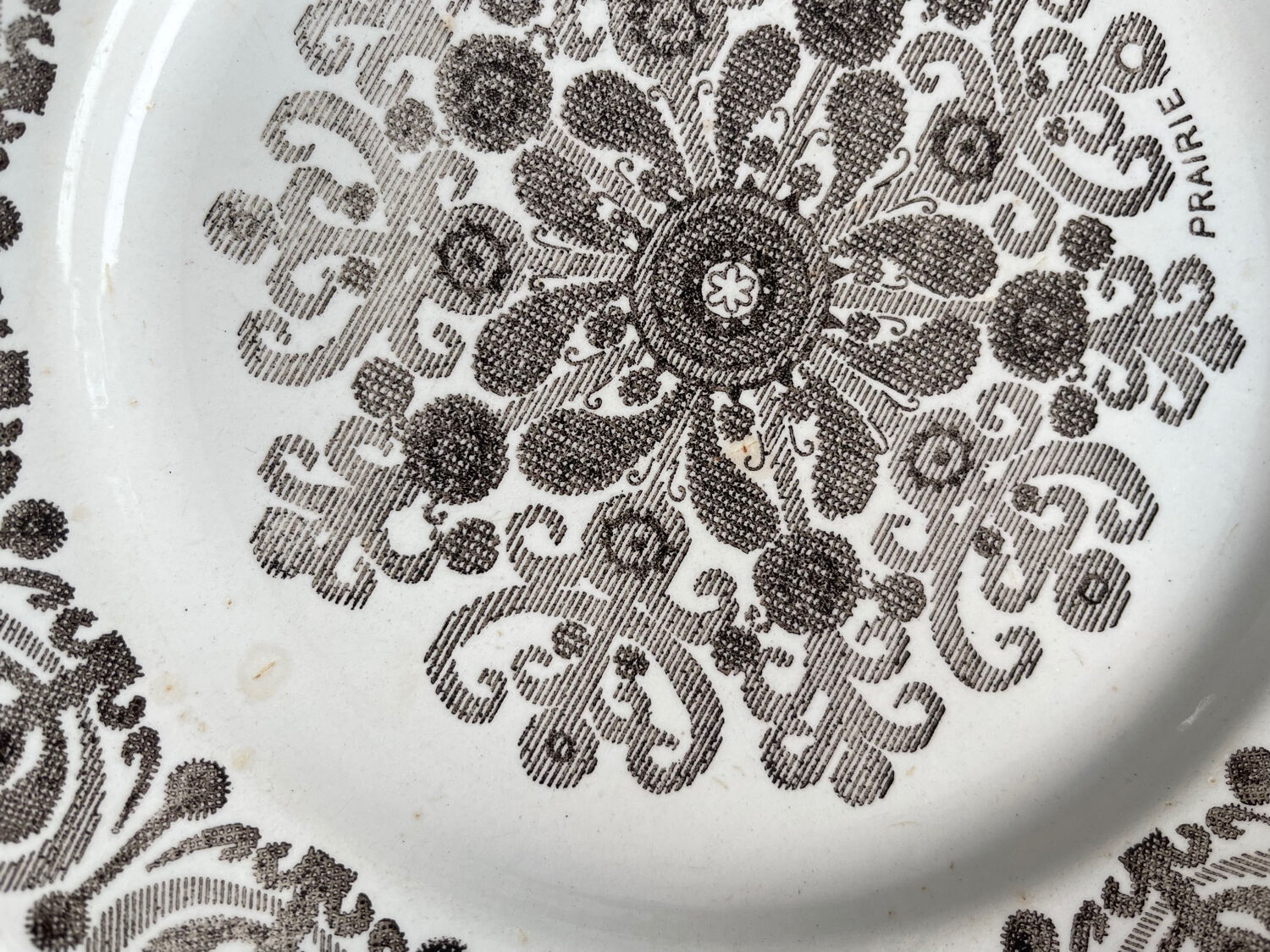 Set of 4 flat plates