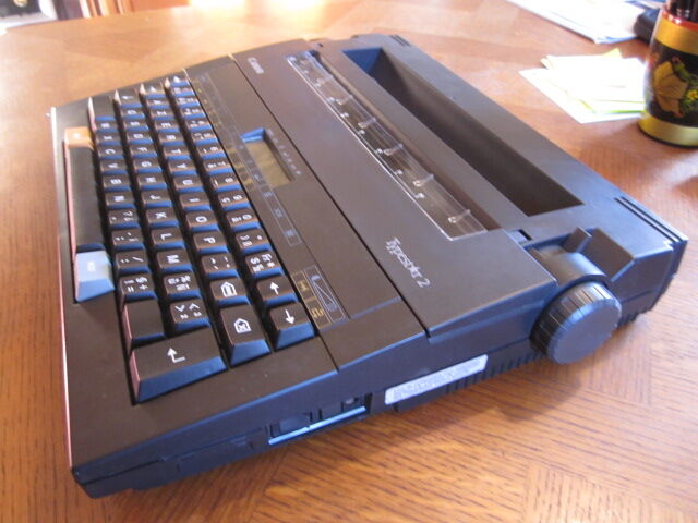 Canon V064 electronic typewriter