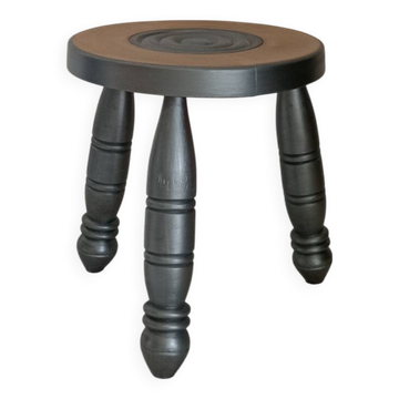 Tripod stool