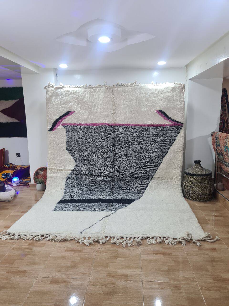 Handmade wool Berber rug 300X200 cm