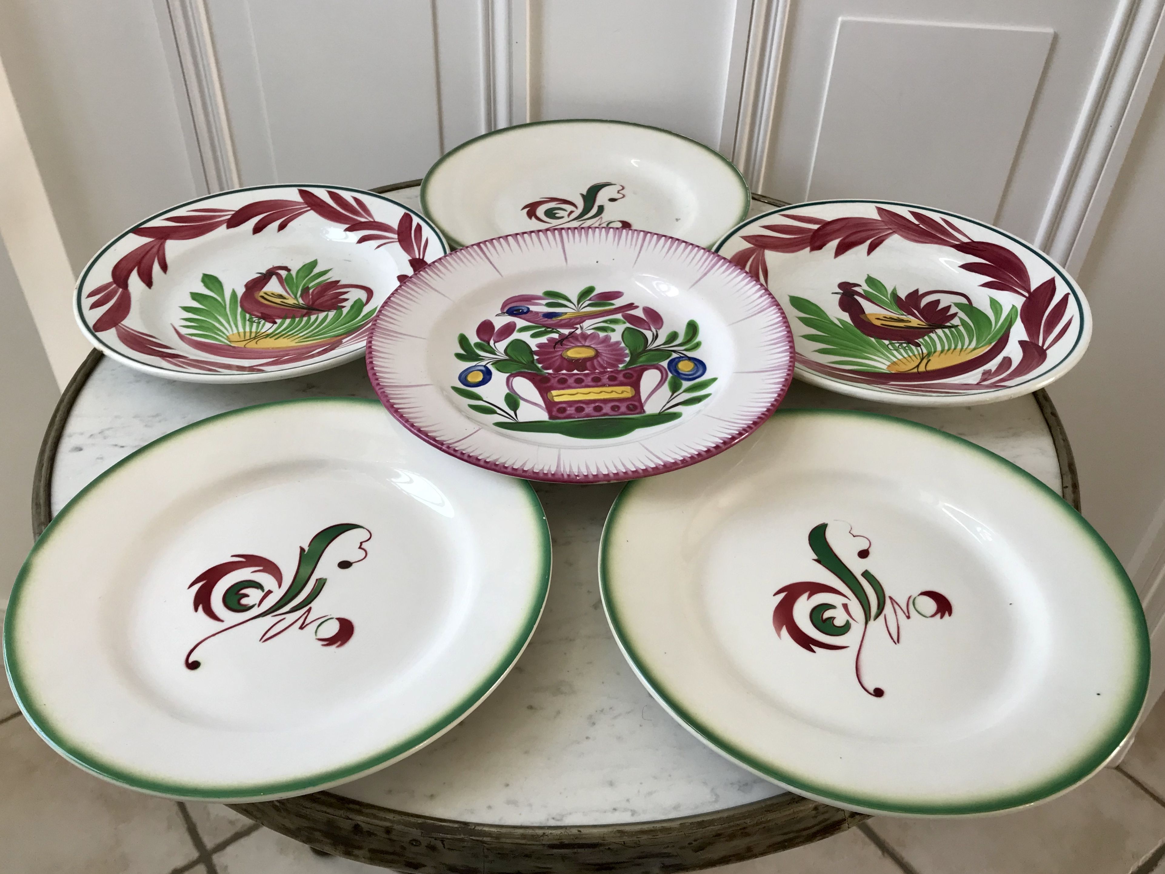 Set of 6 flat plates mismatched Digoin Sarreguemines models Rooster and Casino 30s