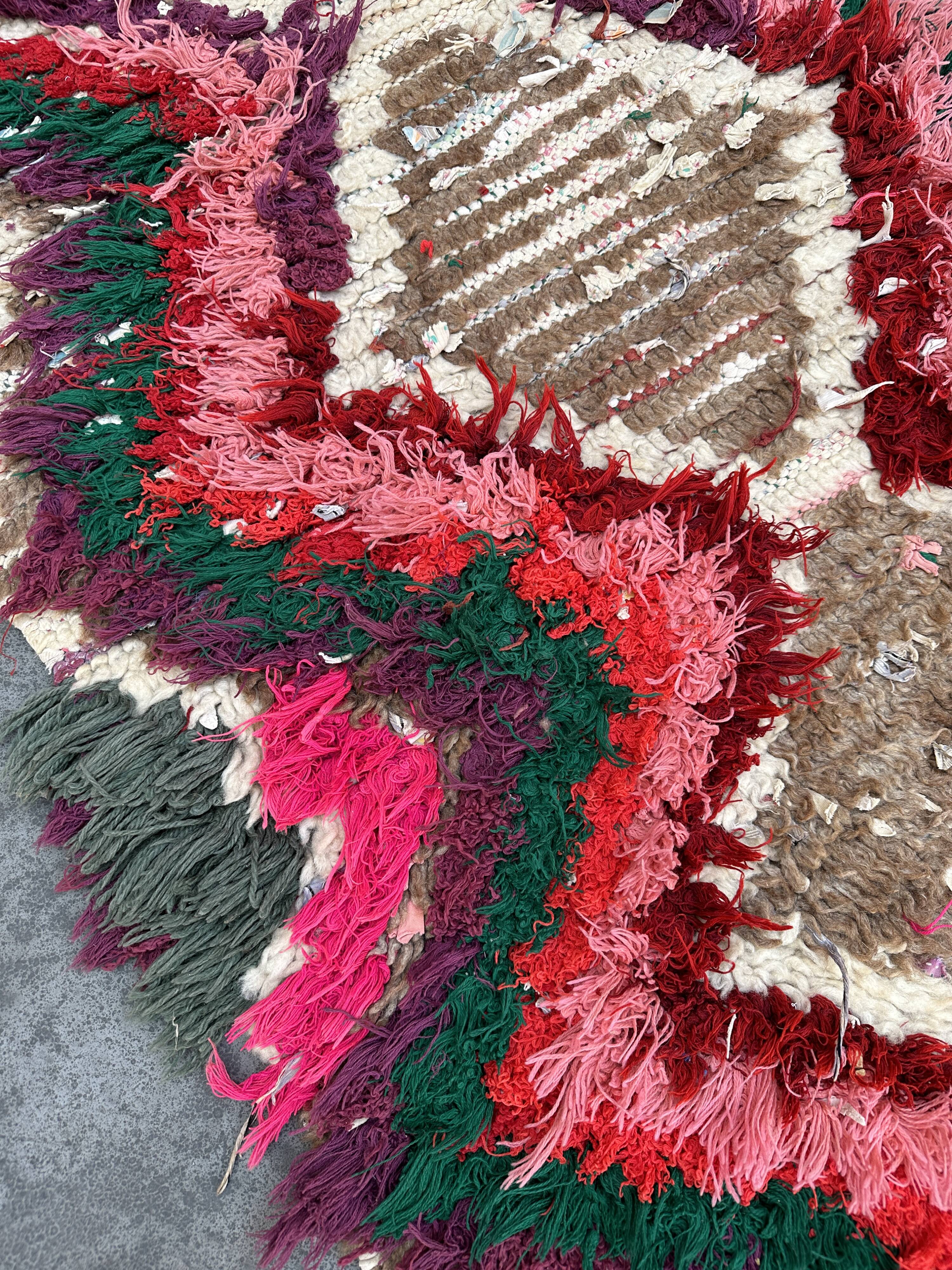 Colorful Azilal Berber rug - 136 x 66 cm