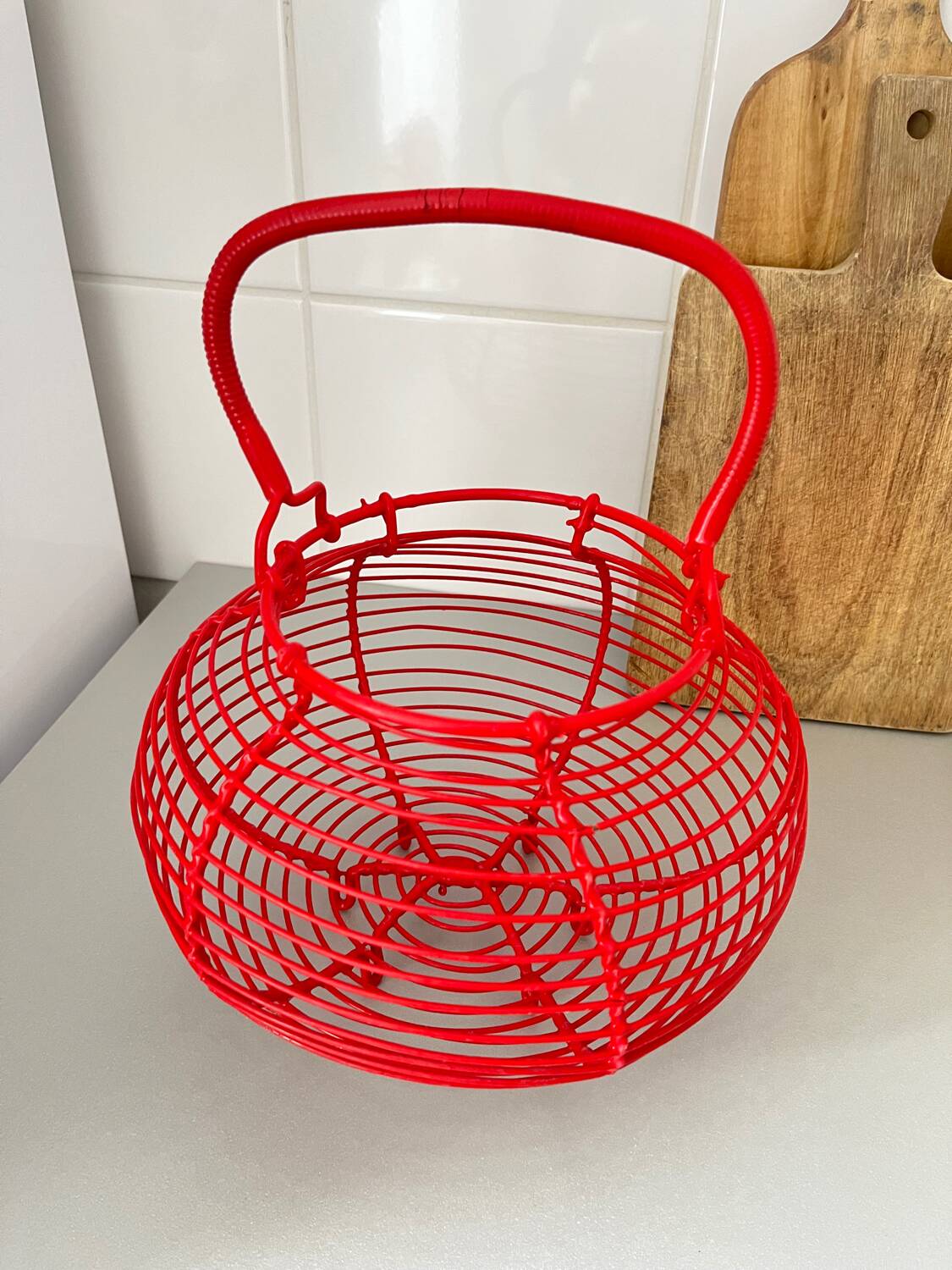 PETIT PANIER À salade/Oeuf ancien en métal fil de fer anses/Jouet dinette poupée EUR 12,80