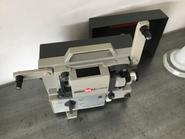 Projecteur super 8 eumig mark m