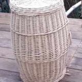 Pan with wicker lid painted white