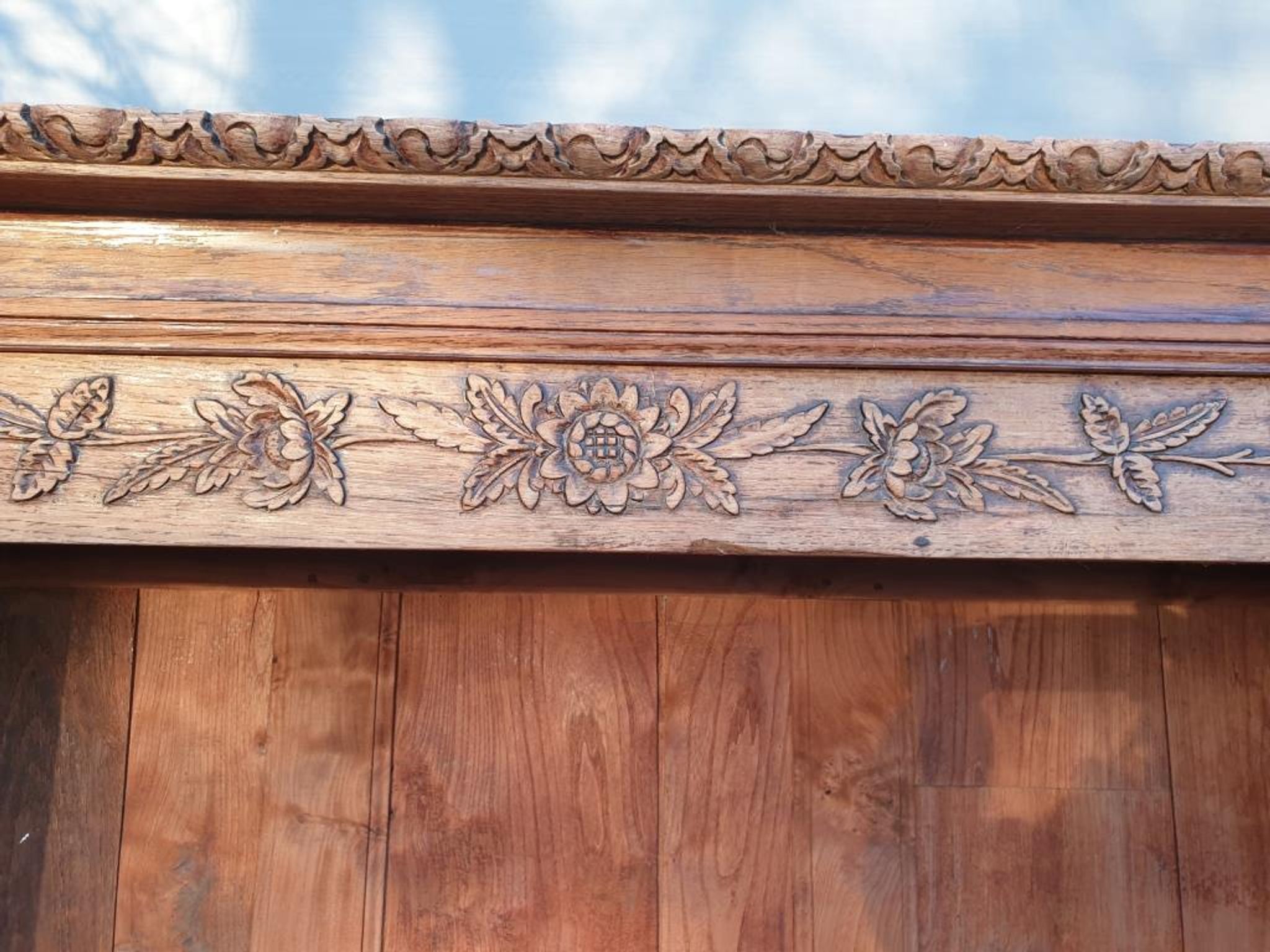 Buffet 2 corps normand Louis XV pièce du  XVIIIe