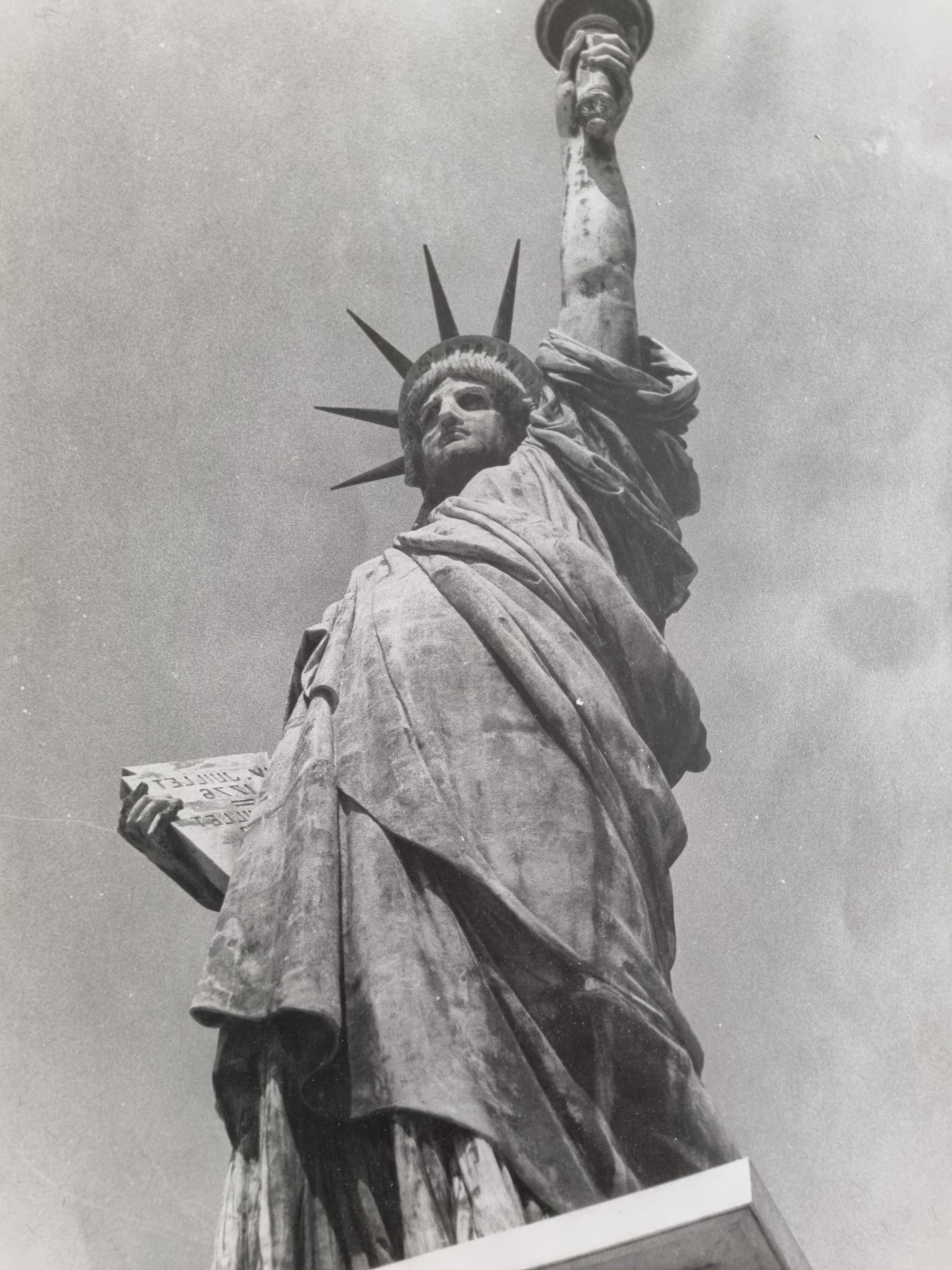 Vintage black and white photographic print, Statue of Liberty, 40 x 50 cm