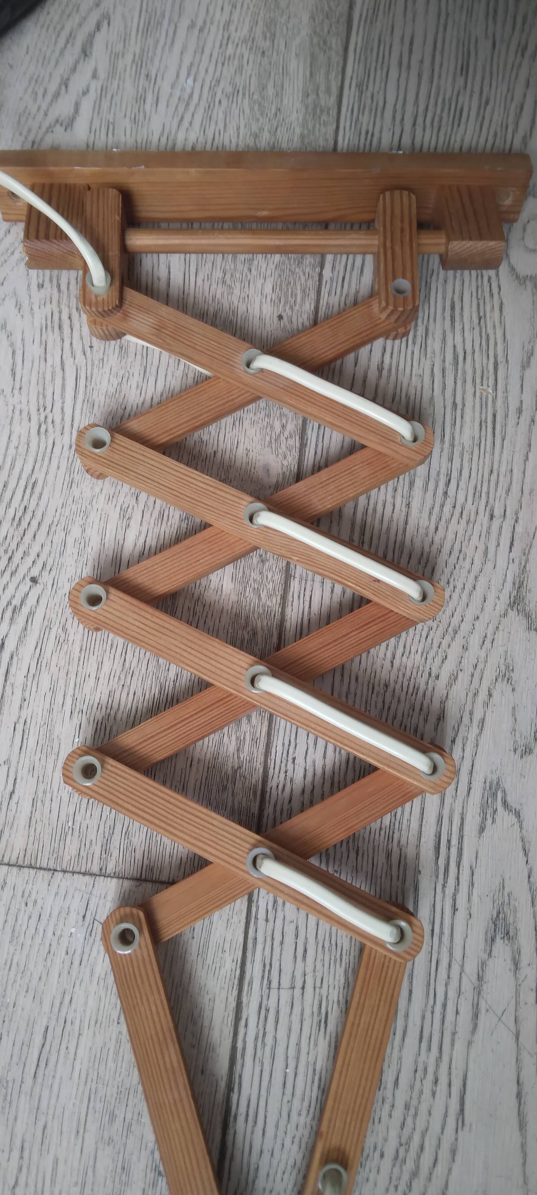 Accordion wall light.