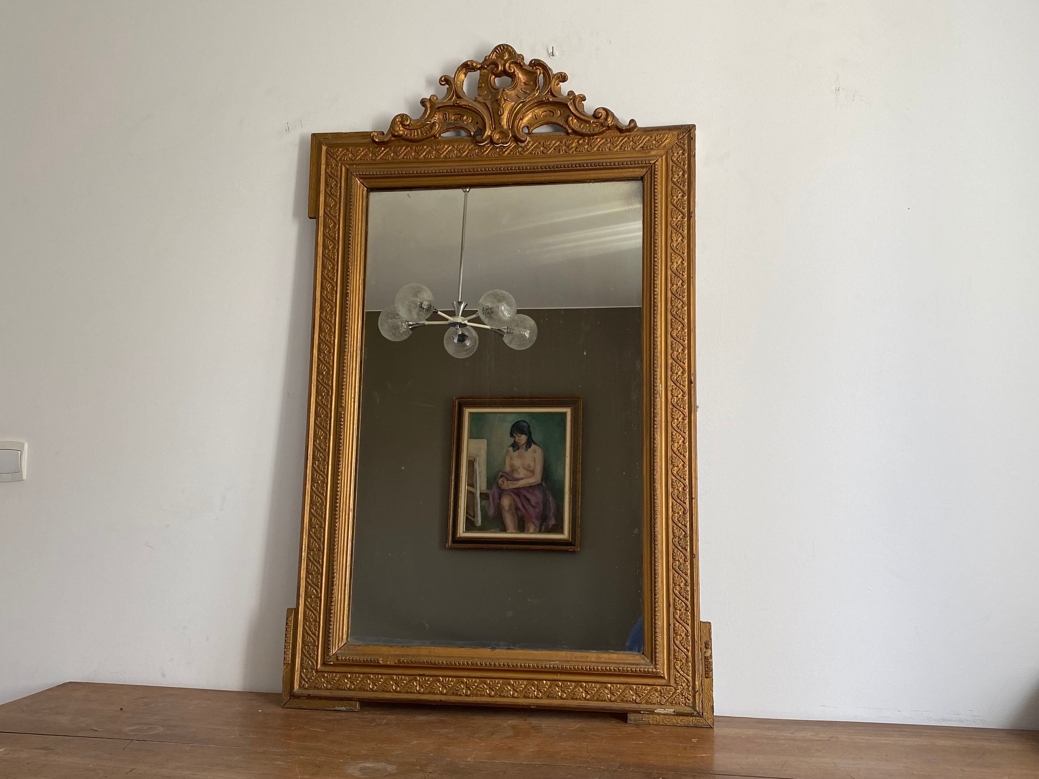 Fine 19th century golden mirror with decorated pediment 115x70