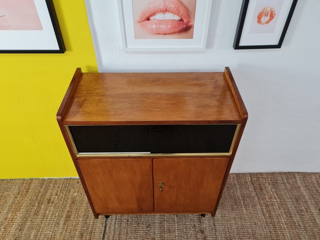 Vintage Scandinavian Chest of Drawers – 81 cm
