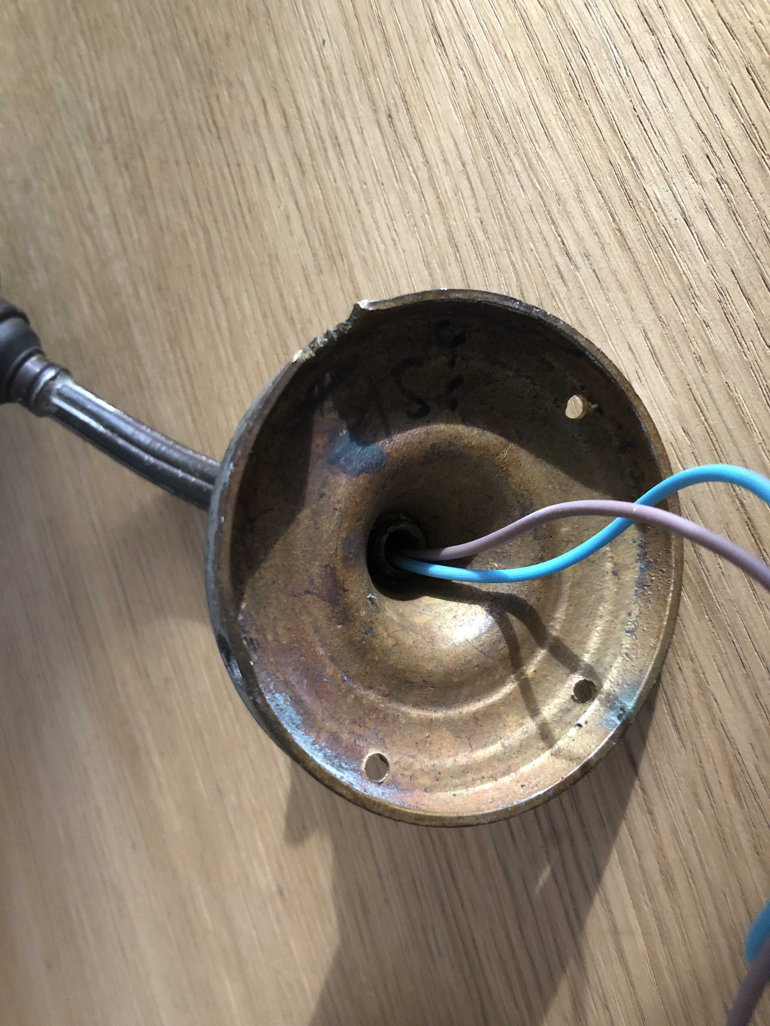 Apply ancient swan collar enamelled day abate