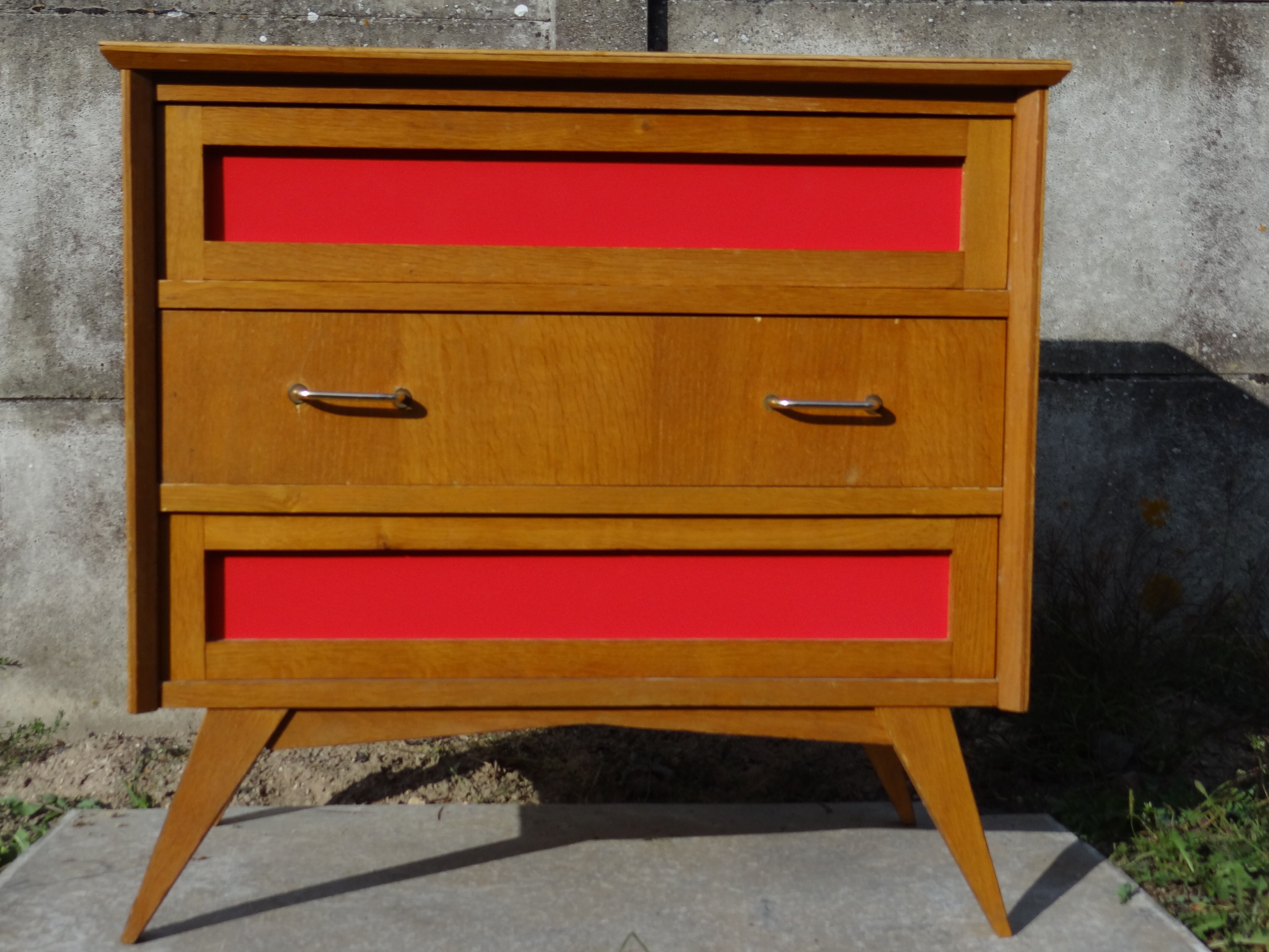 Chest of drawers  1950 foot compass