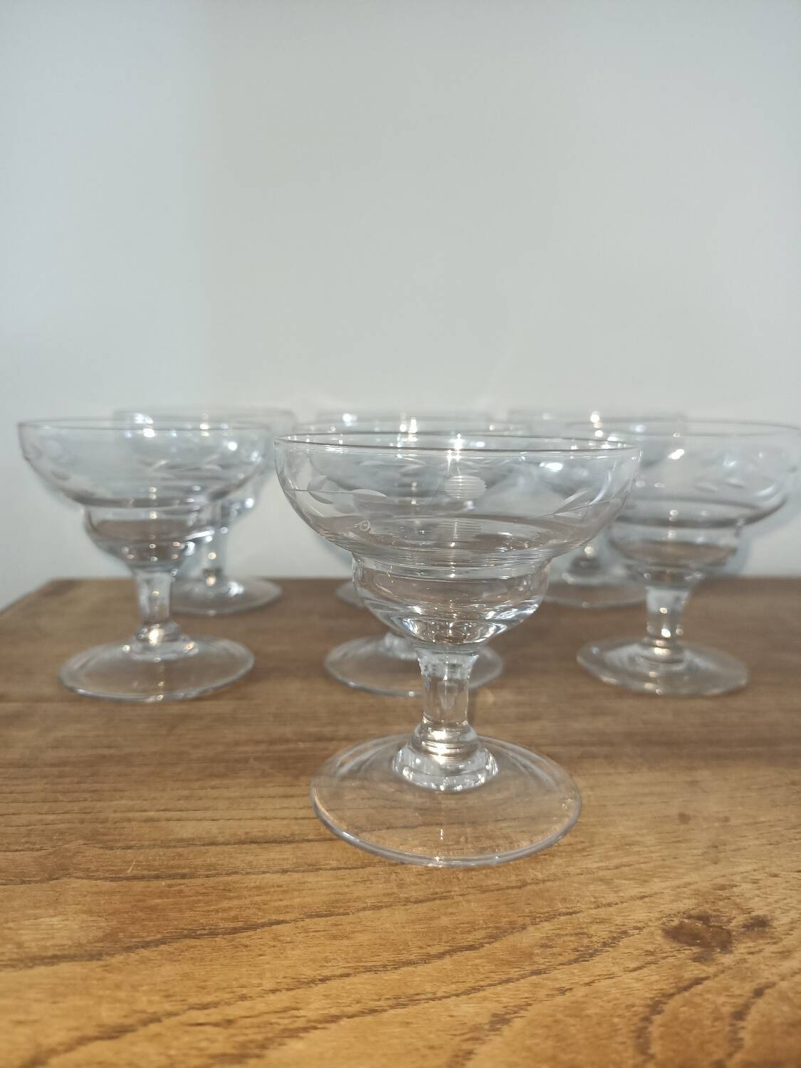7 vintage cut champagne glasses