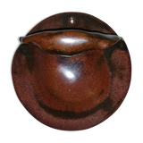 Bouquetière wall vase in enamelled sandstone