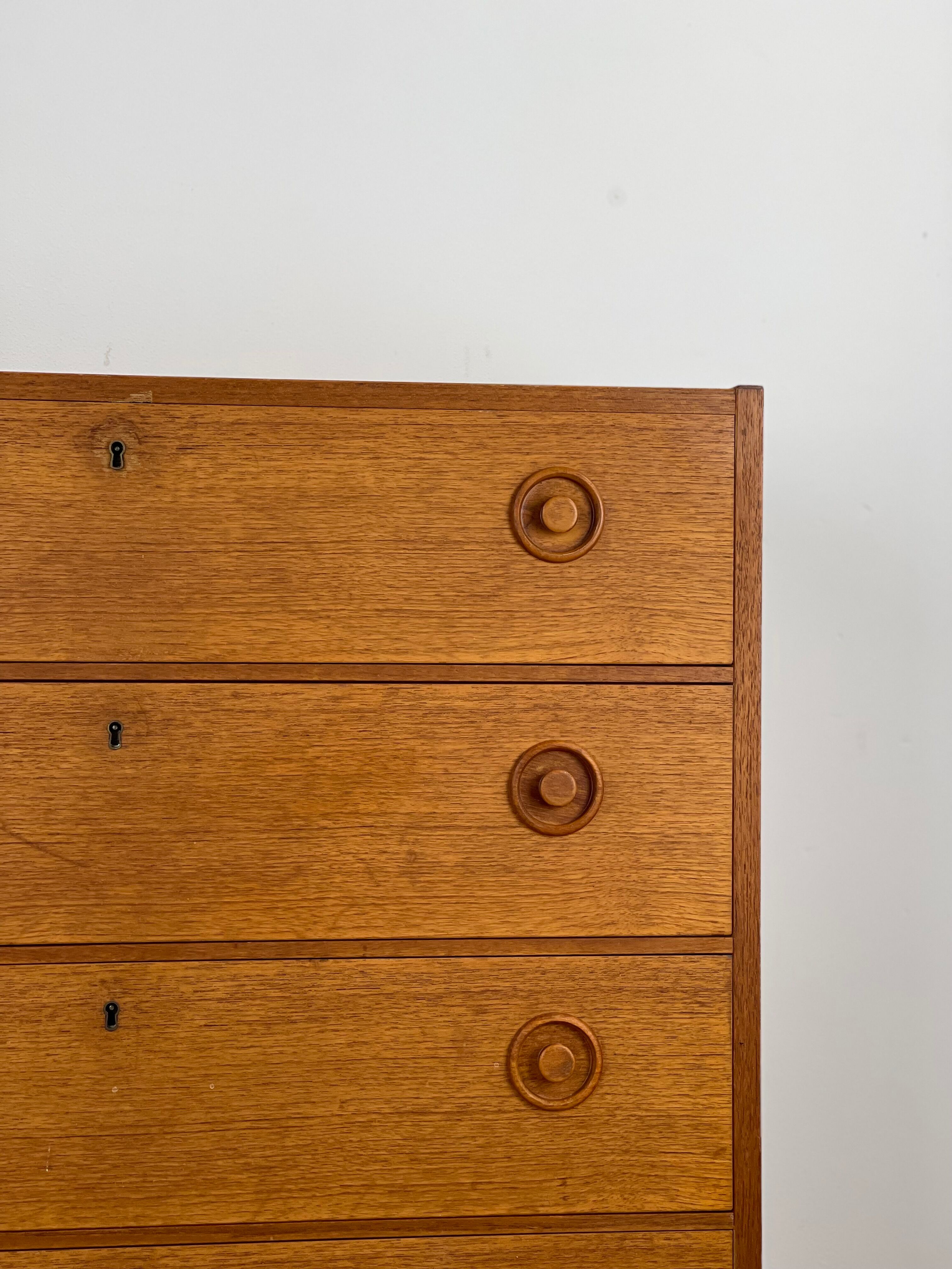 Commode scandinave