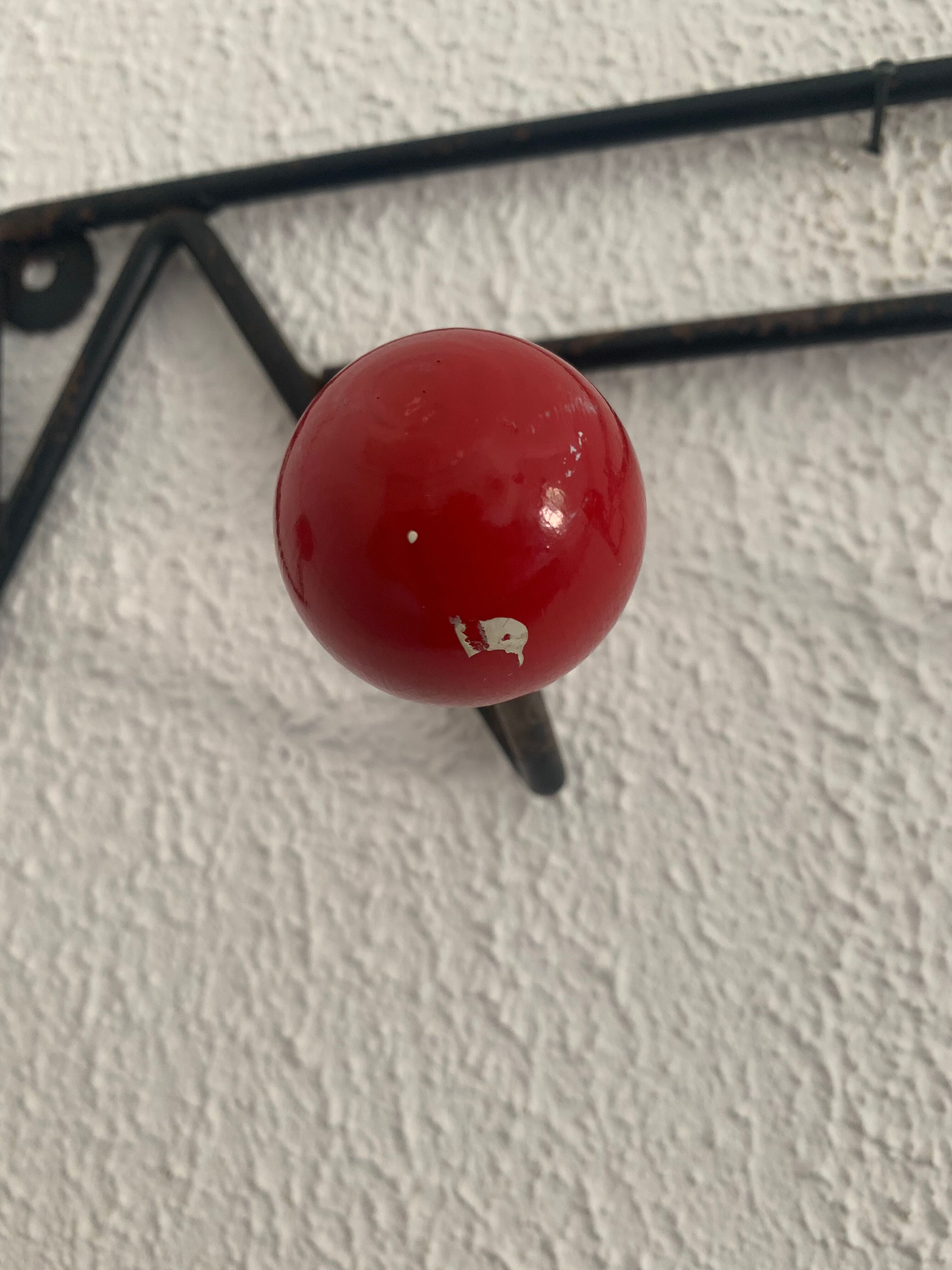 Vintage coat rack 1960 red balls 4 hooks - 44 x 13 cm