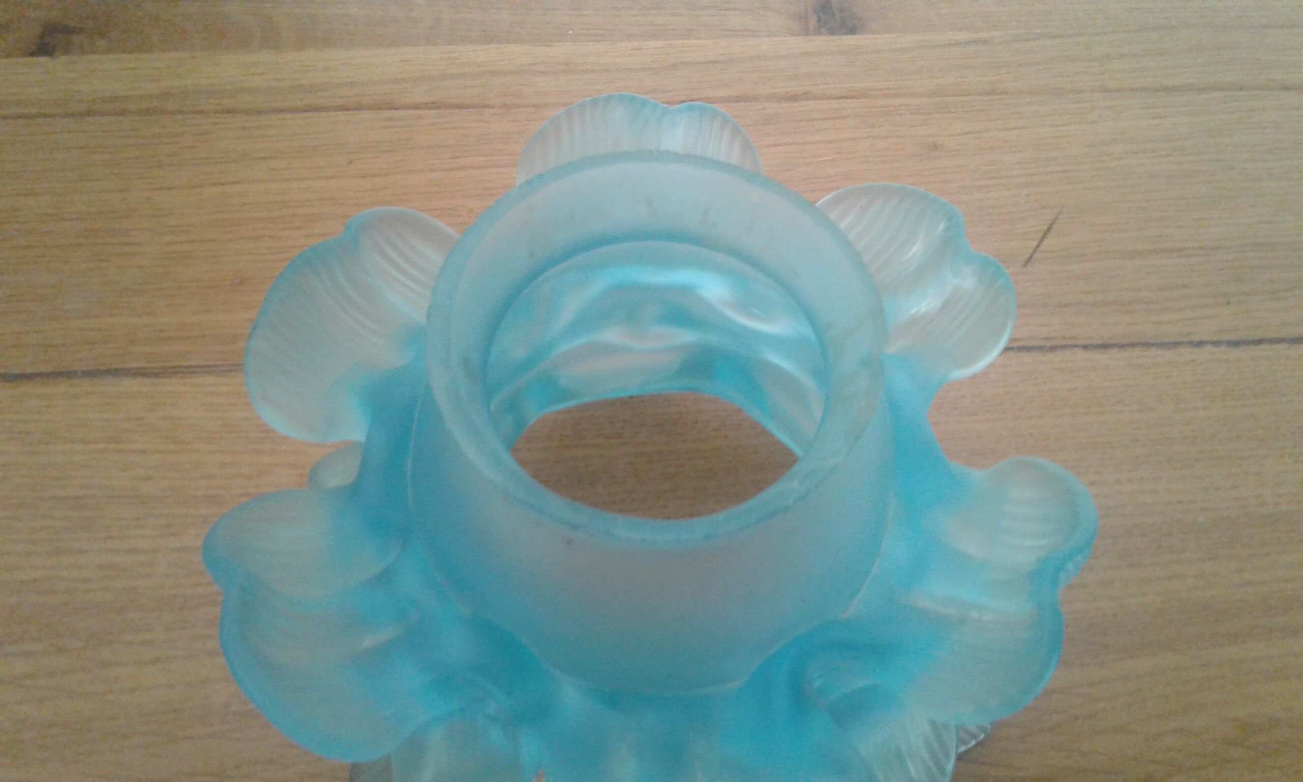 Abat jour verre bleu, forme  fleur