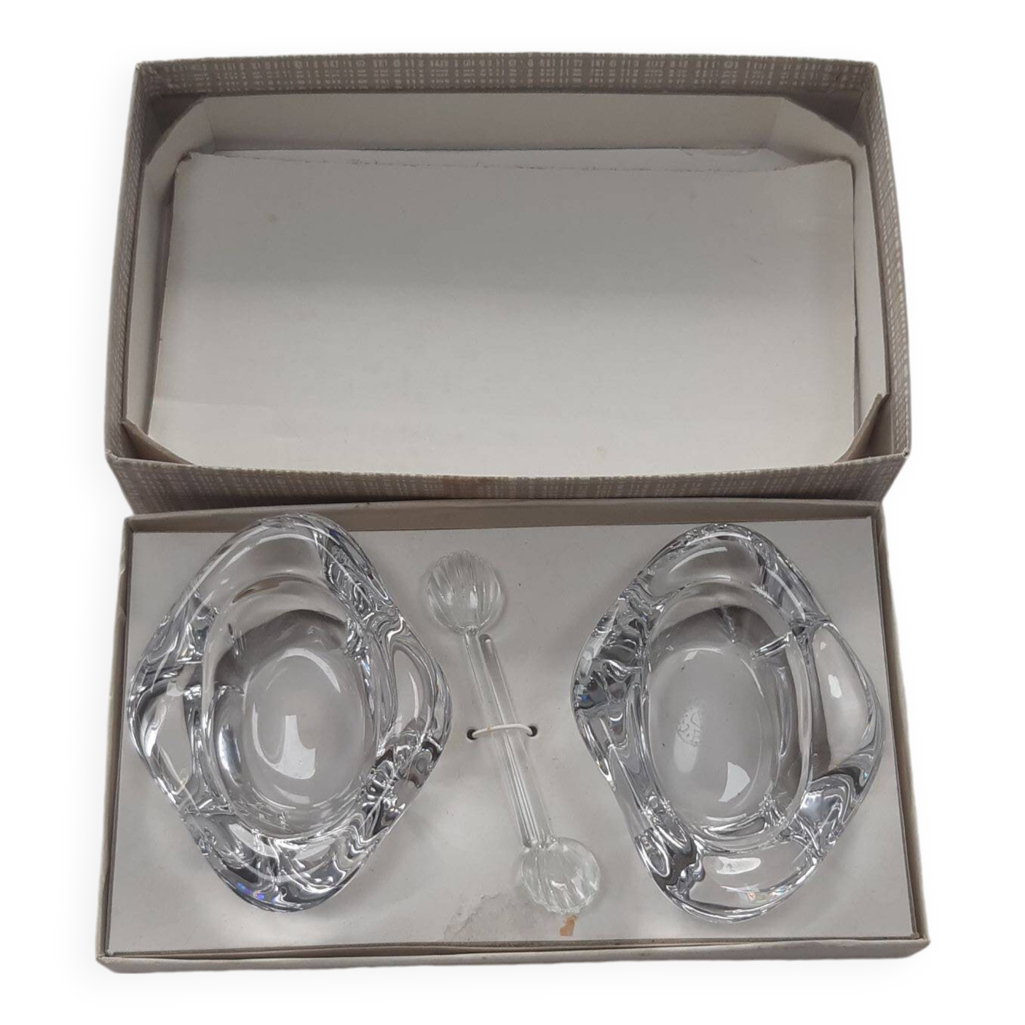 Bayel crystal salt and pepper shaker from the 60s