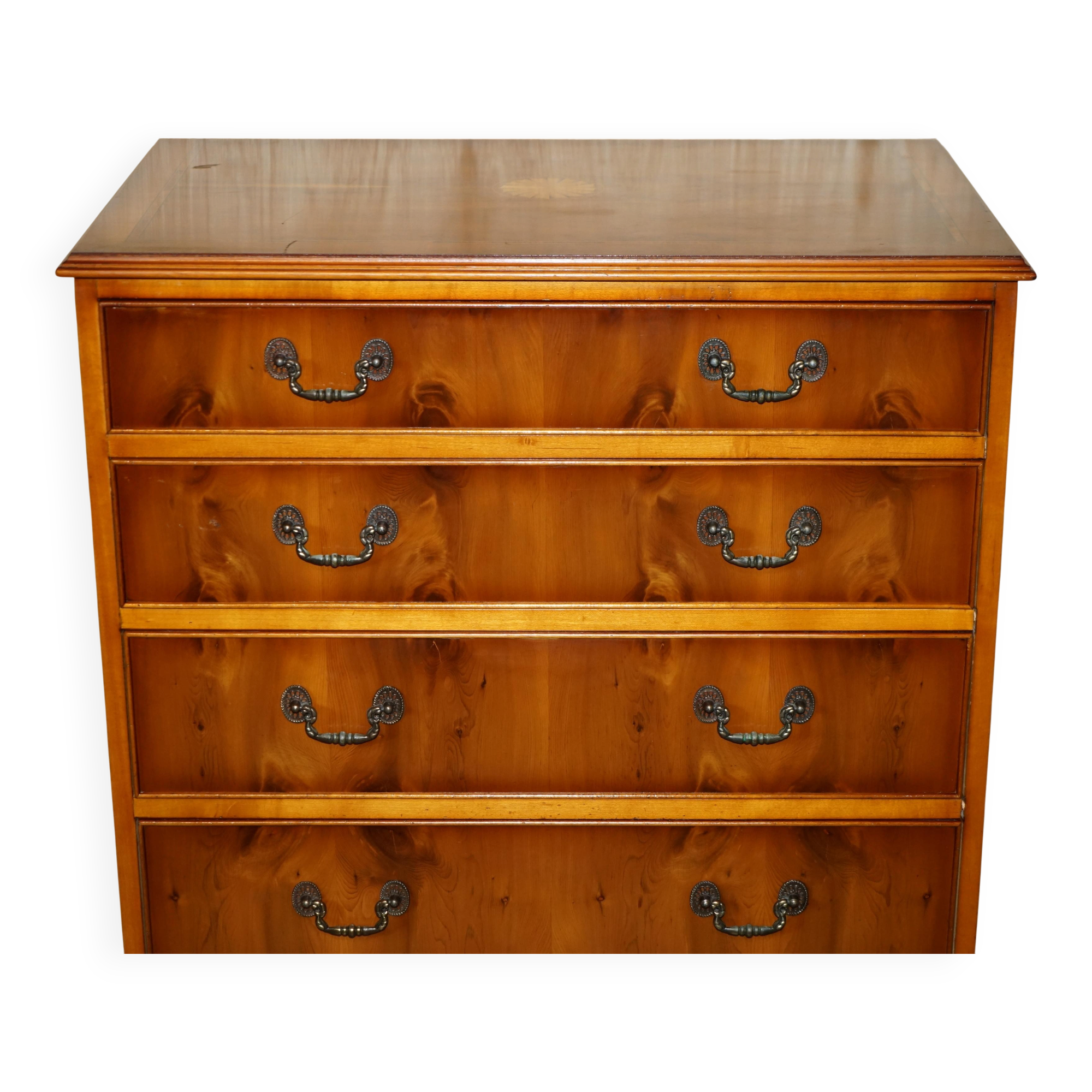 Pair of large Sheraton Revival chests of drawers in yew wood, 110 cm