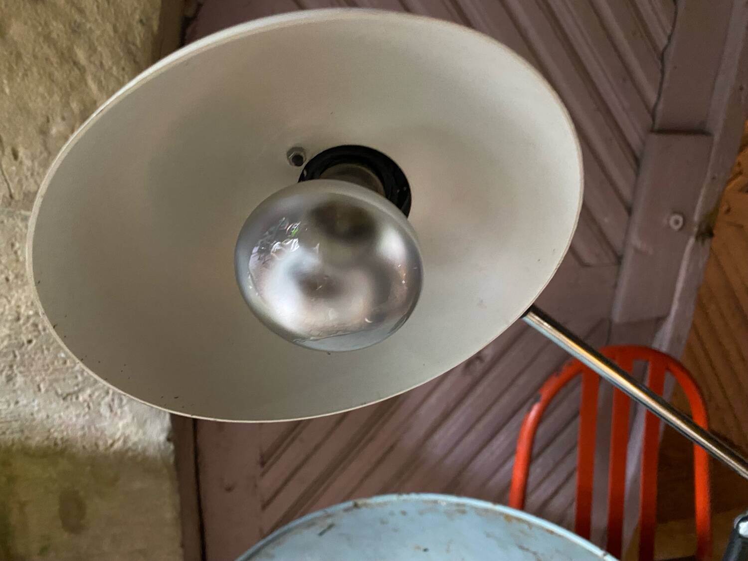 Aluminor desk lamp in white and black lacquered metal, 1960.