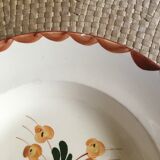 Series of 8 soup plates