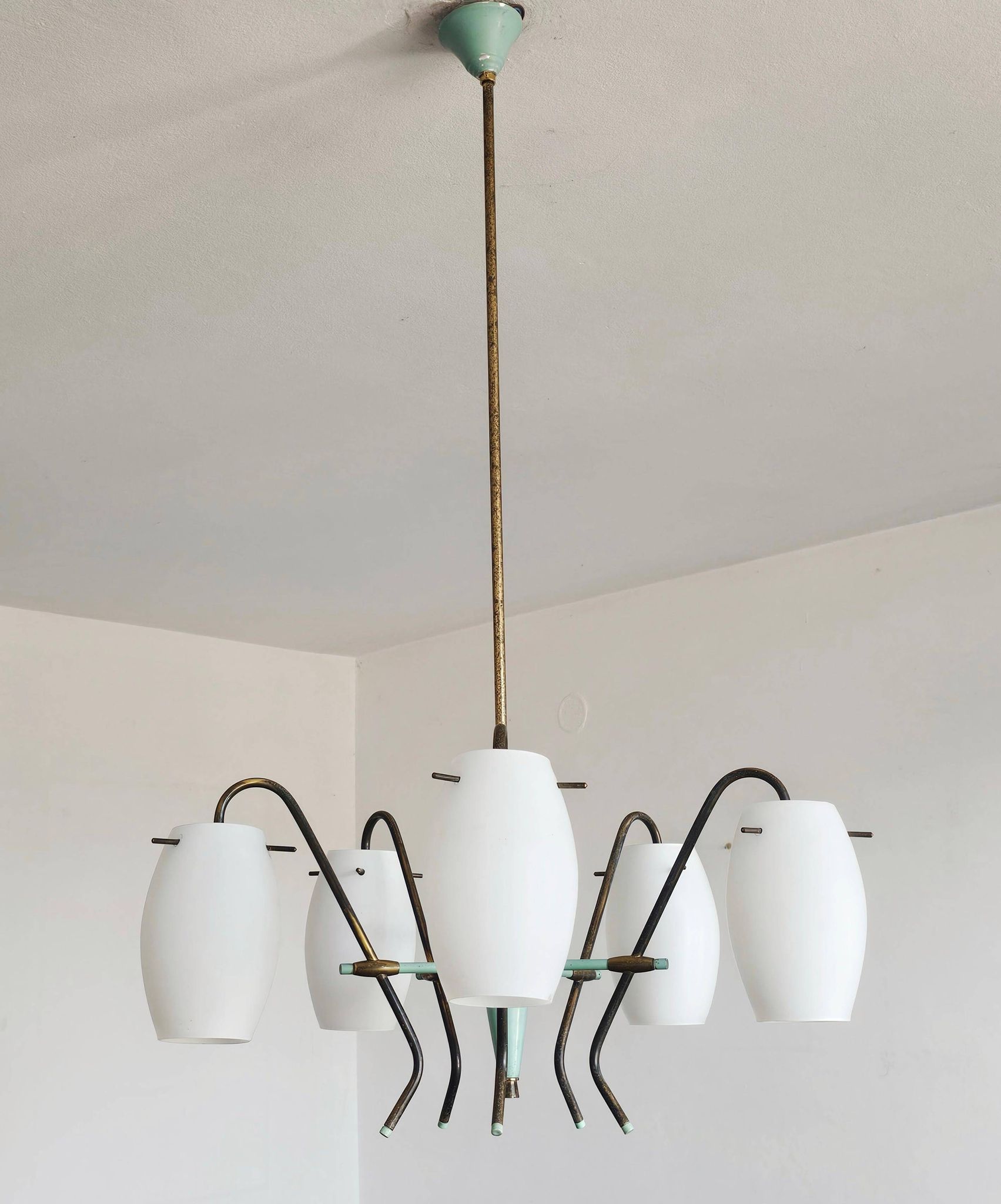 Opaline glass and brass chandelier mid-century Stilux Milano 1950s