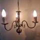 Lampe classique en laiton de style hollandais de couleur bronze doré