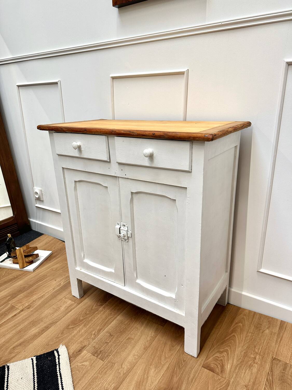 White Parisian sideboard