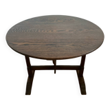 Old winegrower's table